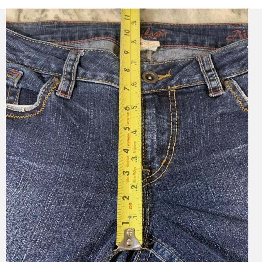 Silver Brand 33 x 33 boot leg jeans excellent shape